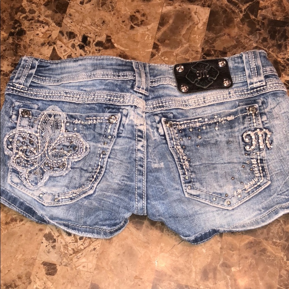 MISS ME SHORTS